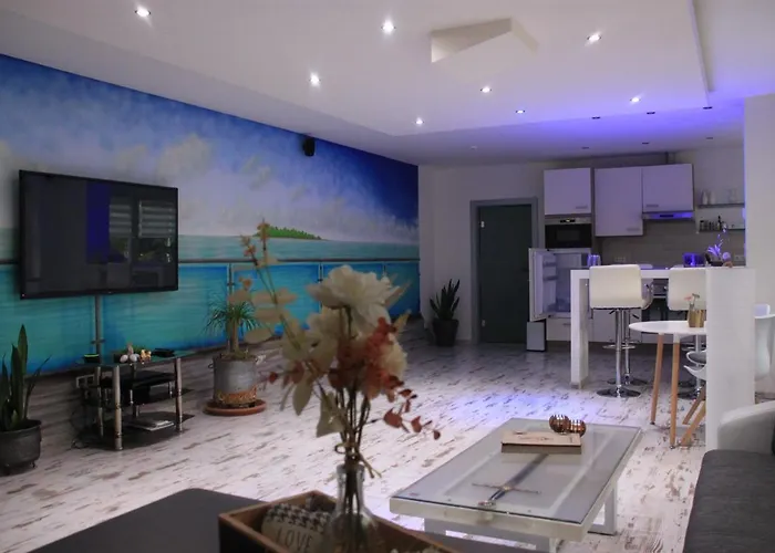 „blaues Schild“ דירה *